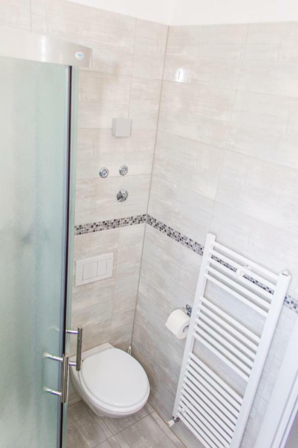 Apartmani Zoric Punat Exteriör bild