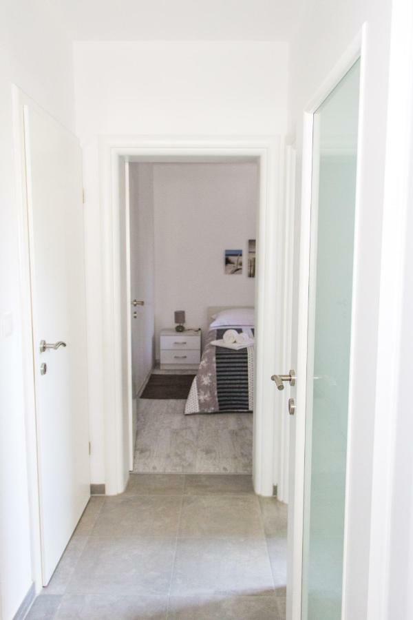 Apartmani Zoric Punat Exteriör bild